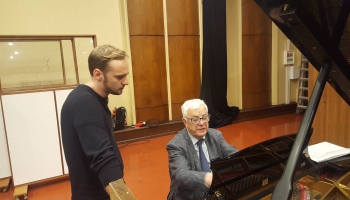 JAUNIESKAŅOJUMS! Raimonds Pauls un Daumants Kalniņš dziesmā "Zīlīte"