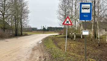 Ko darīt, ja dzīvo laukos un tev nav personīgā auto, bet autobusi kursē reti?