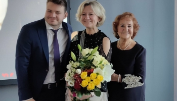 Mātes un meitas saruna grāmatā "Mana mamma EvangeLIA Kukuvasa GUĻEVSKA"