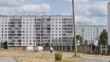 Mikrorajoni – pagātne un nākotne. Saruna ar Līgu Ramatu un Kamillu Kūnu