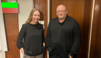 Dzejniece Ieva Viese: Reizēm vārdi apgrūtina