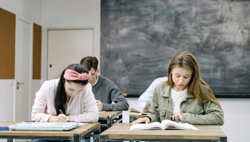 Jaunā vērtēšanas sistēma: kļūdīties var mācību procesā, bet ne pārbaudes darbā
