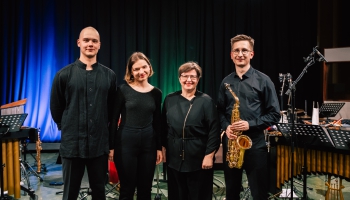 Ar jaundarbu pirmatskaņojumiem Latvijas Radio 1. studijā – trio "Tresensus"